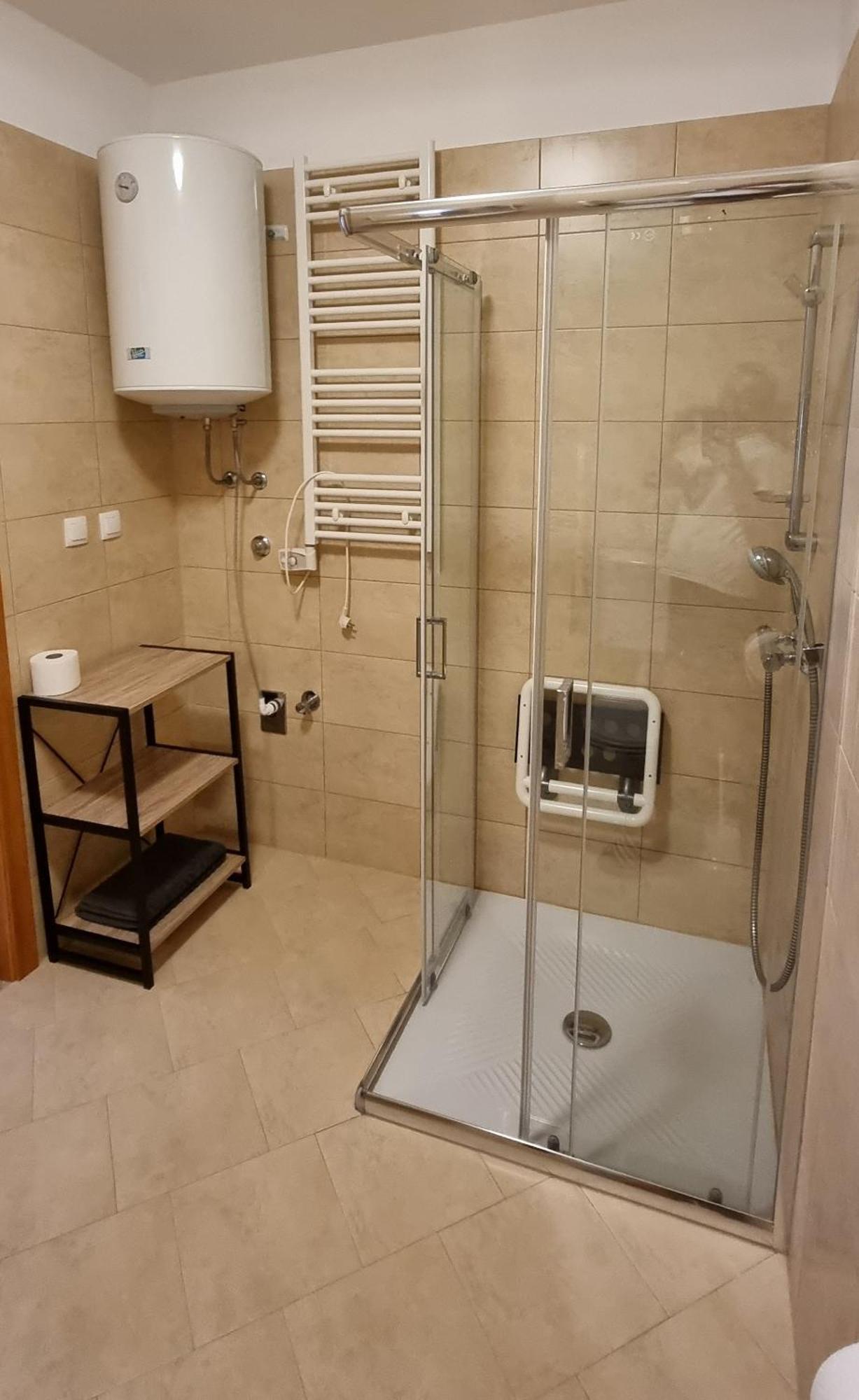 Apartmani Sunce I More Premantura Exterior photo